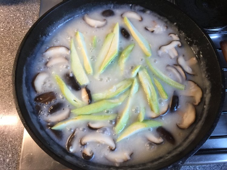 香菇丝瓜鸡粥步骤8