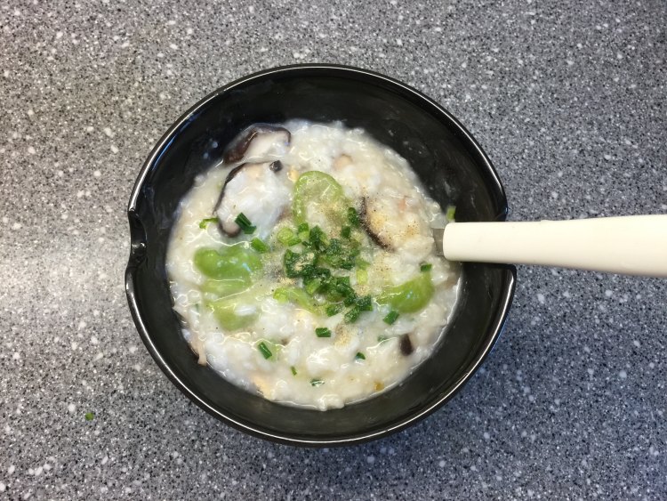 香菇丝瓜鸡粥步骤10