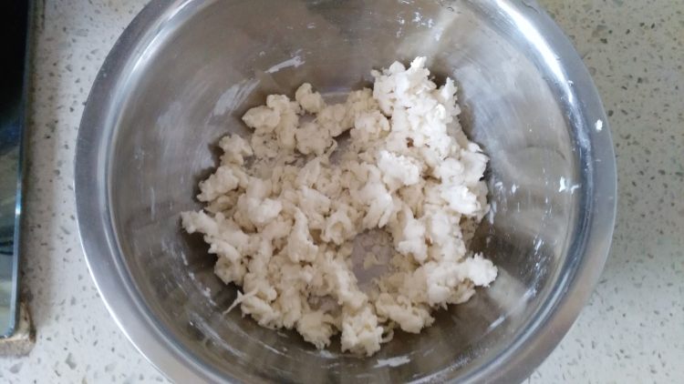 包菜火腿疙瘩汤步骤2