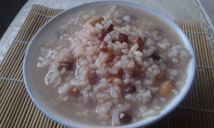 红豆花生大米粥步骤7