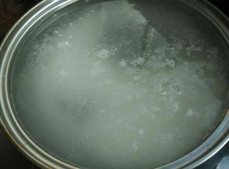 瘦肉瑶柱粥步骤6