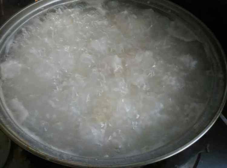 瘦肉瑶柱粥步骤8