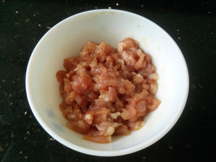 板栗瘦肉粥步骤5