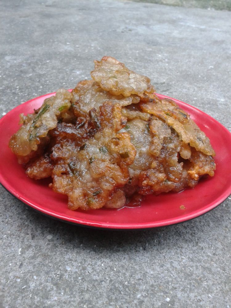 炸虾仁五花肉饼步骤8