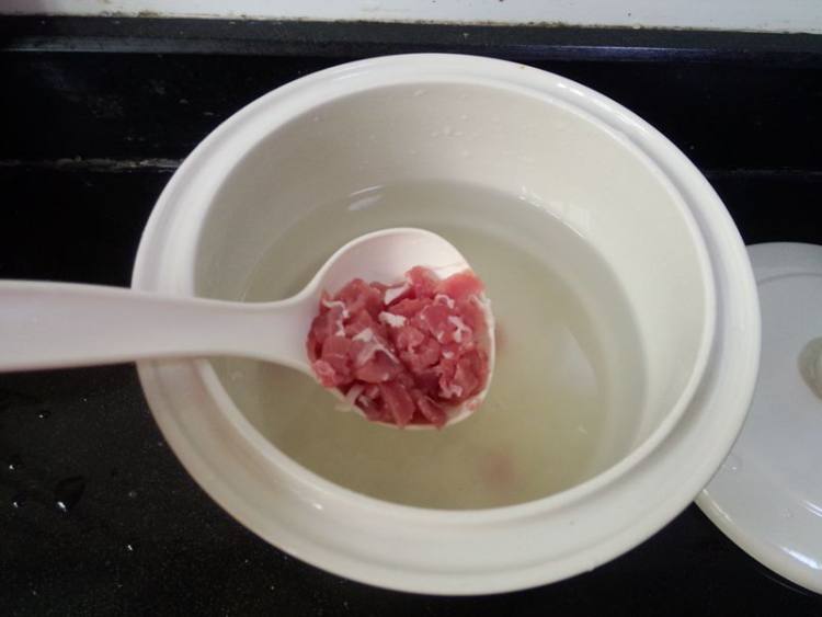 鱼鳔瘦肉粥步骤6