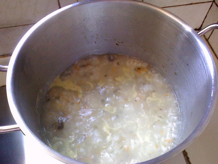 菜干肉末粥步骤5