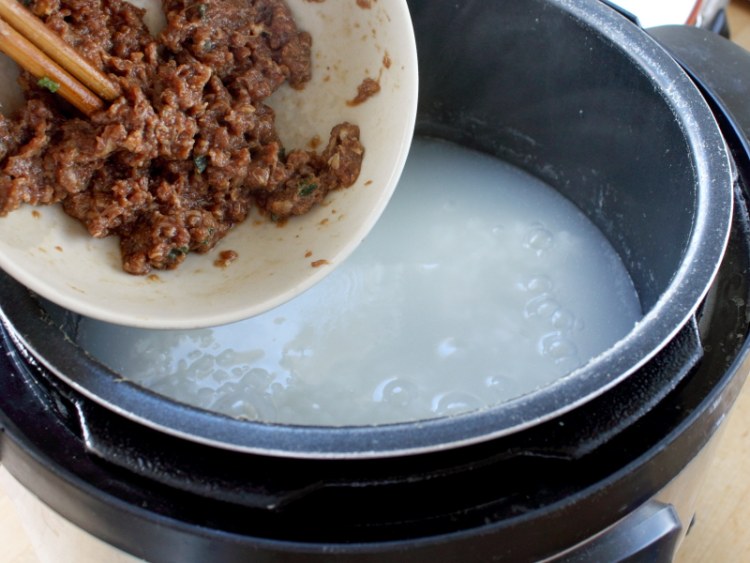 【儿童美食】牛肉粥步骤6