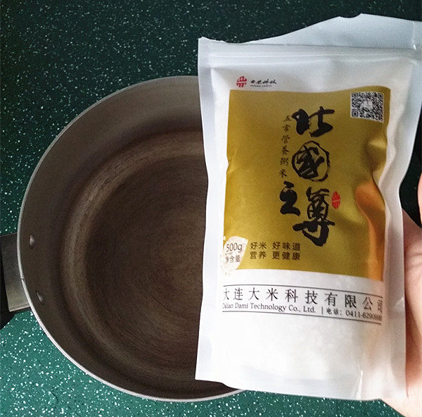 营养白粥步骤1
