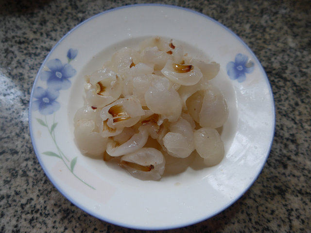 枸杞荔枝大米粥步骤3