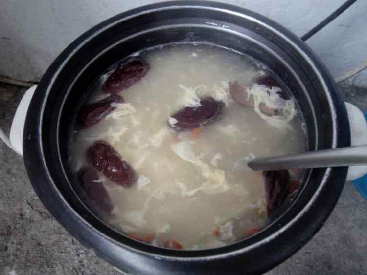 红枣鸡蛋粥步骤5