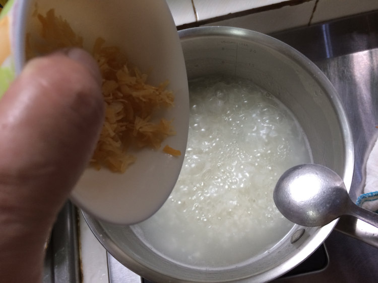 艇仔粥步骤8