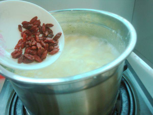 苹果燕麦小米粥步骤7