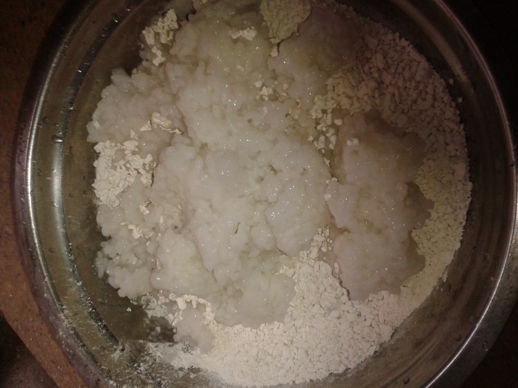 炸红萝卜海蛎饼步骤1