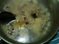 红豆腊肉粽子粥步骤6