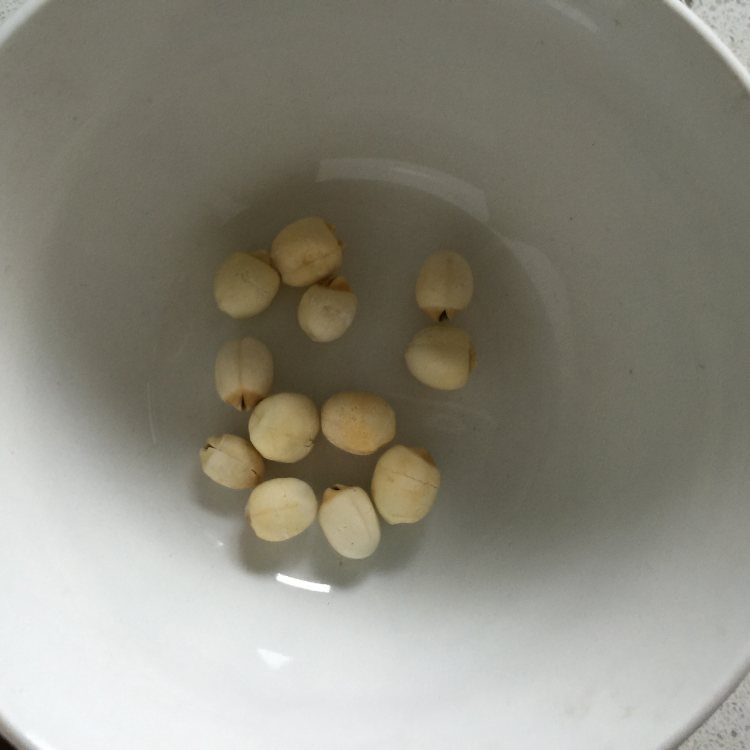 红枣莲子粥步骤5