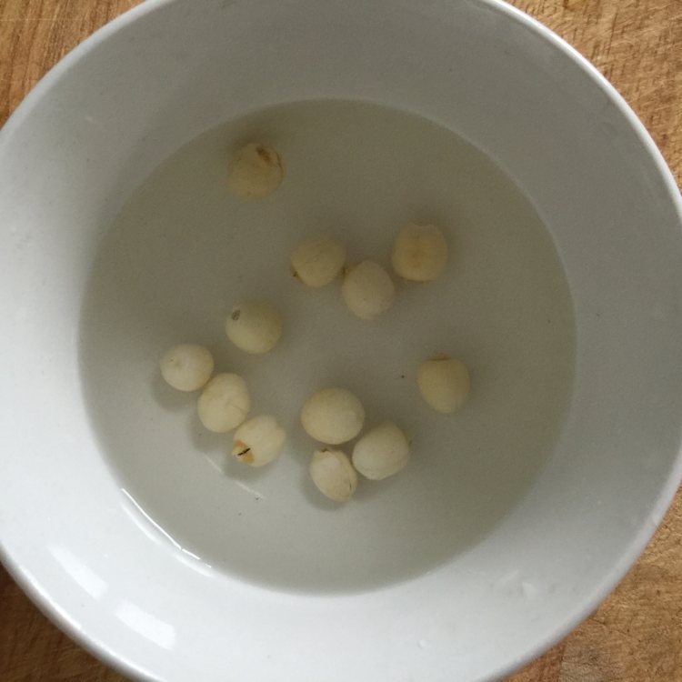 红枣莲子粥步骤6