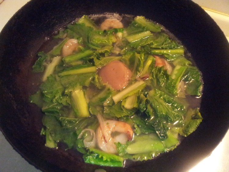 小白菜虾仁乌冬面步骤6