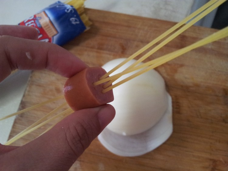 虾仁火腿意大利面步骤2