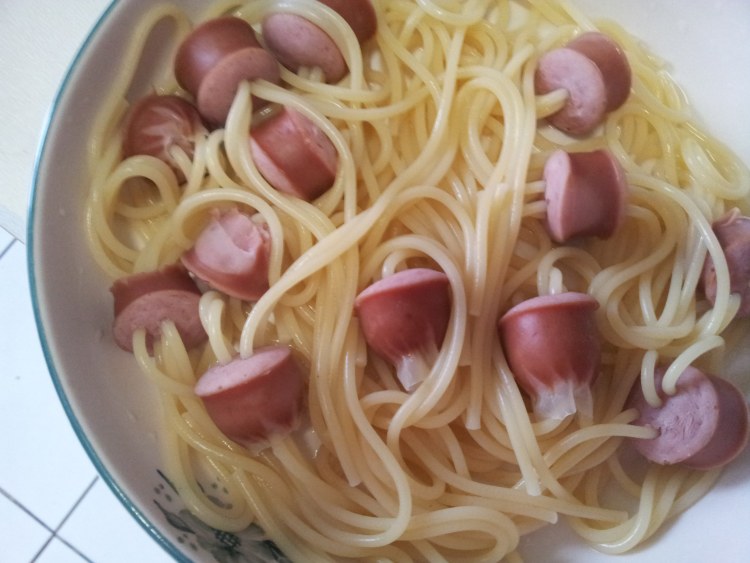 虾仁火腿意大利面步骤5
