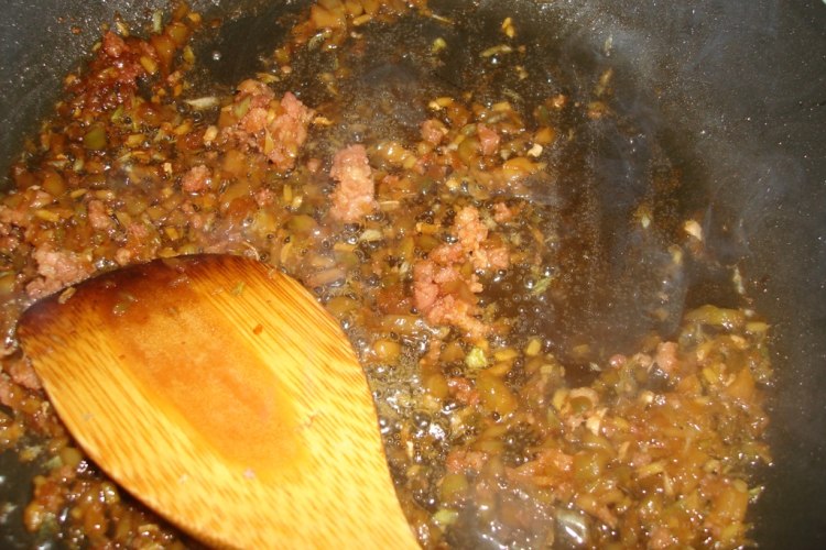 榨菜肉末面步骤7