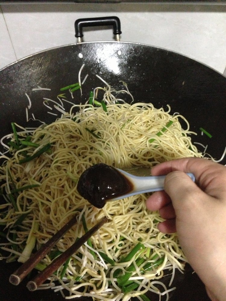 沙茶炒面步骤5