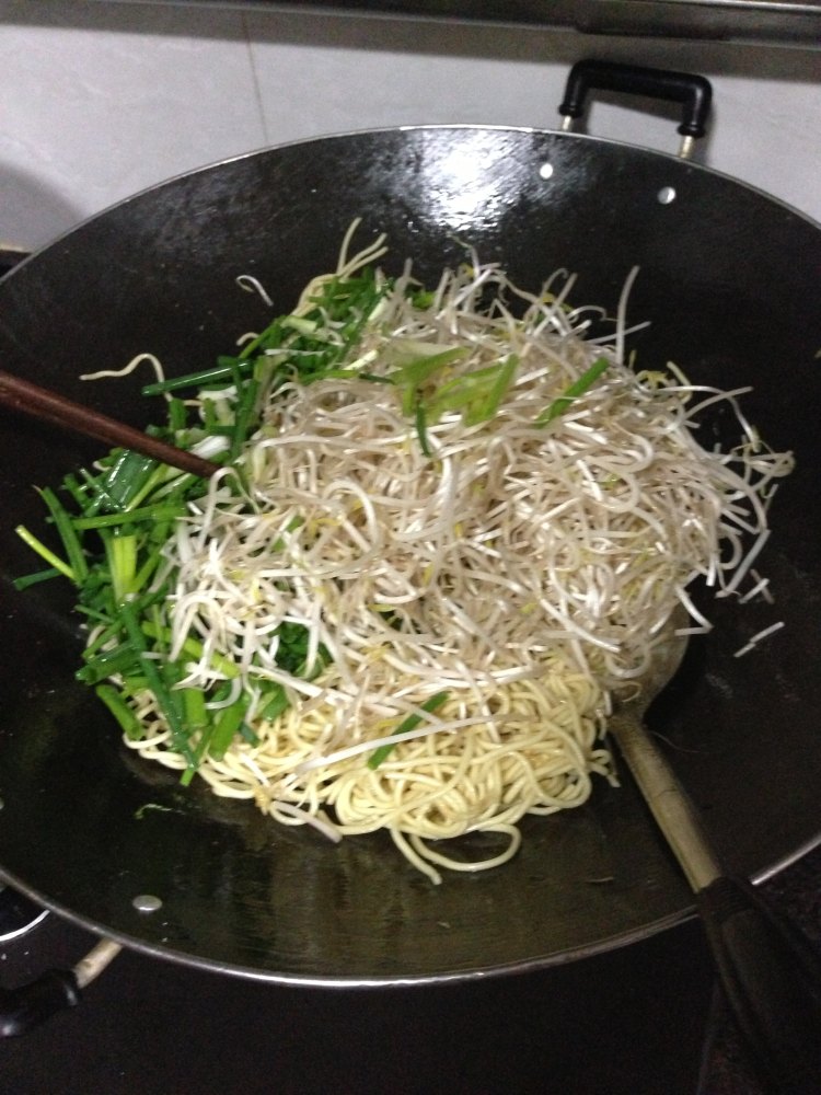 沙茶炒面步骤4