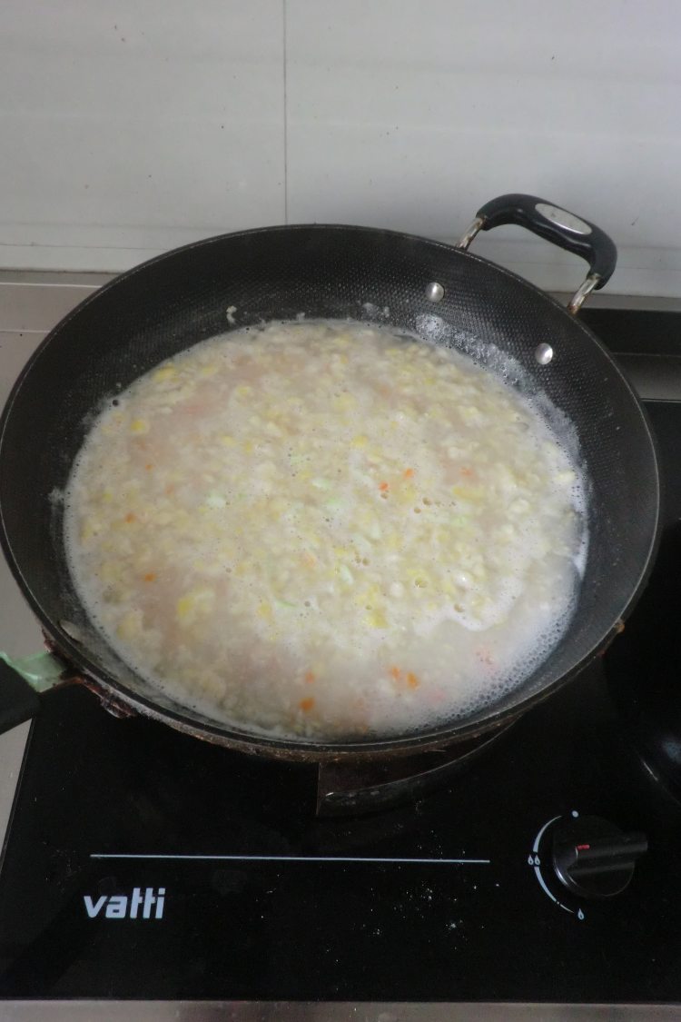 虾仁面疙瘩步骤8