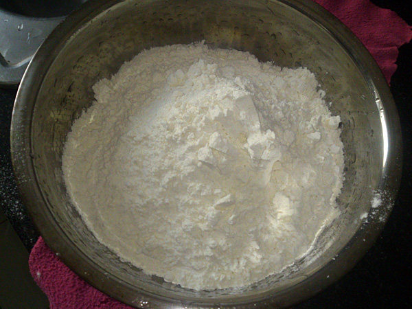 椒盐发面饼步骤1