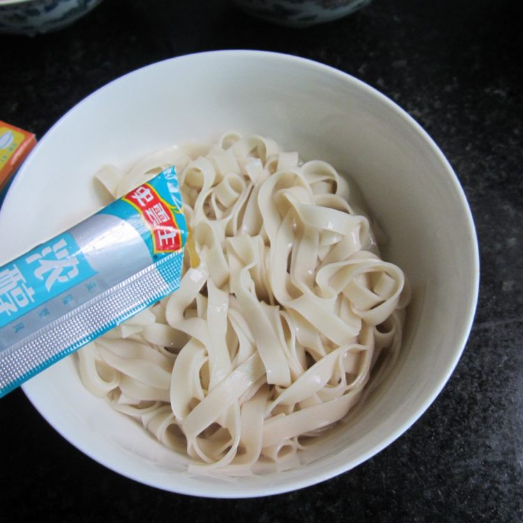 鱼肉玉带面步骤7