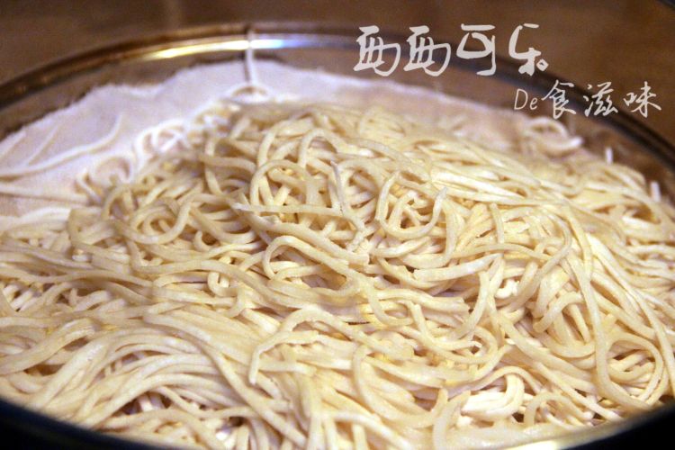 陕西孜然蛋炒面步骤3