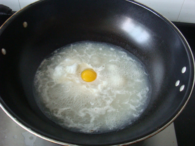 鸡蛋生菜面步骤7