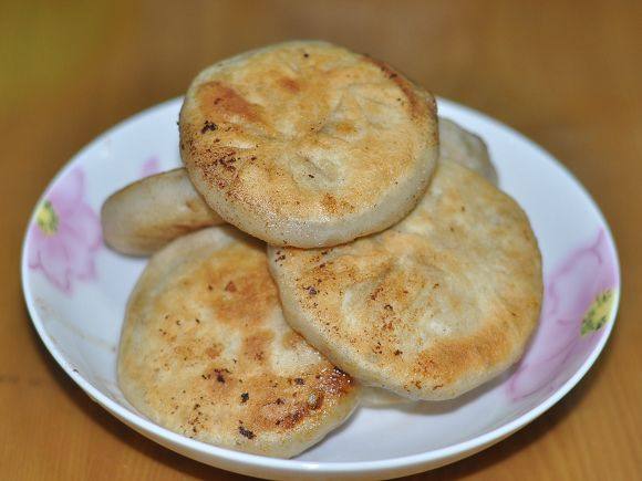 羊肉大葱馅饼步骤7