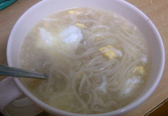 平菇鸡蛋面步骤7