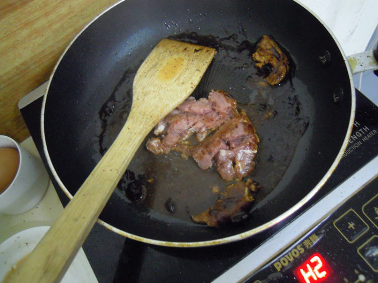 肉酱捞面步骤5