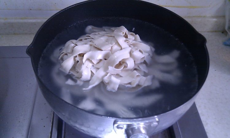 白菜香菇面步骤5