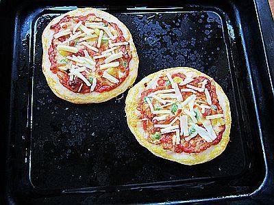 迷你脆底鸡肉比萨步骤13
