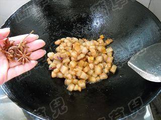 水面筋红烧肉步骤7