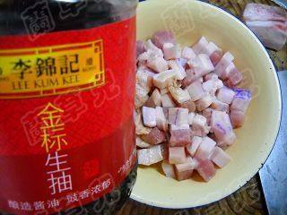 水面筋红烧肉步骤3