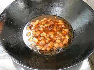 水面筋红烧肉步骤8