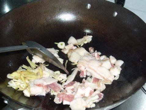 芽菜焖面步骤7