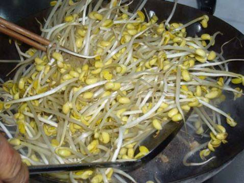芽菜焖面步骤9