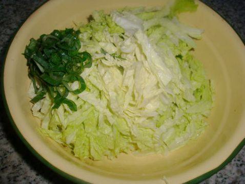 白菜炒面步骤5