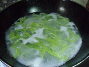 菠菜汁面步骤9