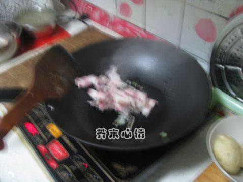 回锅肉炒面步骤10