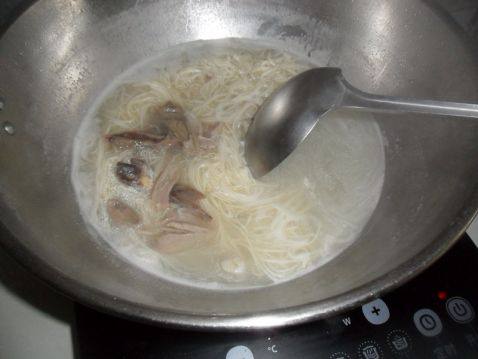 羊肉汤面条步骤4