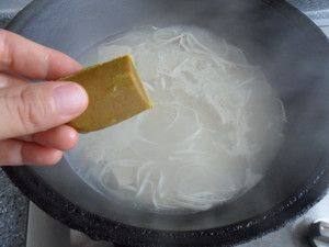 咖喱鲜虾面步骤6