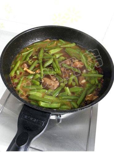 排骨豆角焖面步骤9
