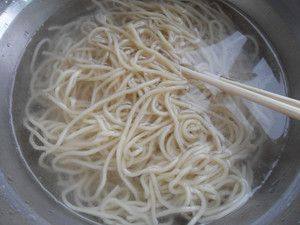 肉丝蔬菜炒面步骤4
