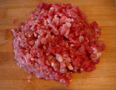 刀切面（附肉酱和辣椒步骤2