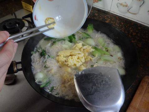 鸡蛋线面步骤9